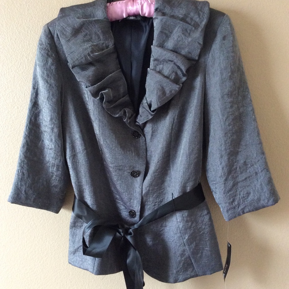 Jacket - Picture 3 of 4